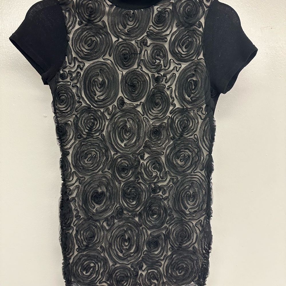 Charming Charlie floral design black/nude blouse